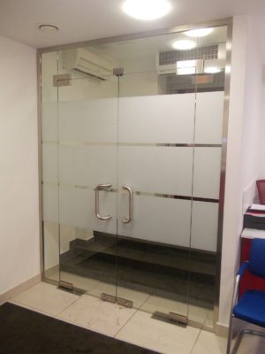 Стеклянные двери-03