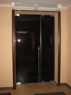 Стеклянные двери-11