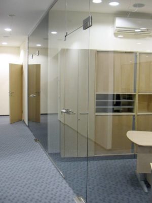 Стеклянные двери-12