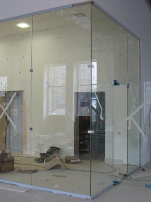 Стеклянные двери-13