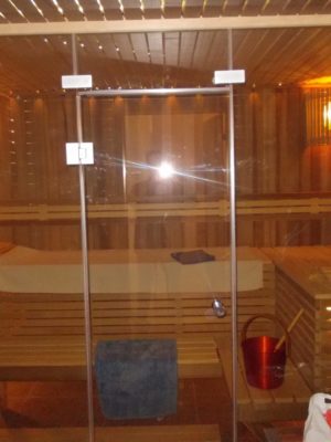 Стеклянные двери для сауны-02