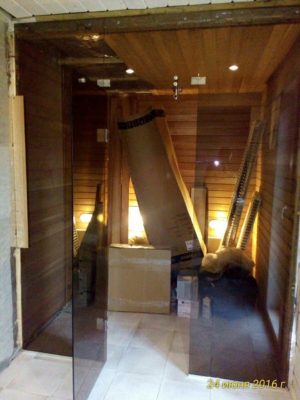 Стеклянные двери для сауны-06