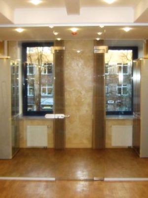 Стеклянные перегородки -11