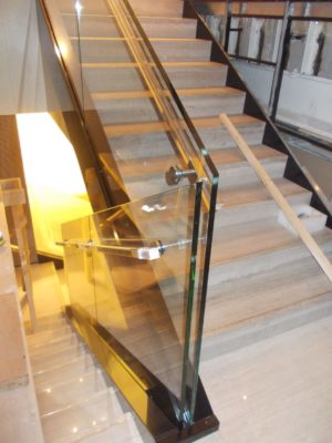 стеклянные ограждения -10