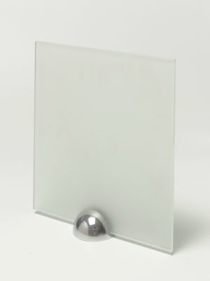 DSC06338_Стекло полированное листовое М1_4 мм_со сплошным пескоструем