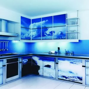 007_Стеклянный фартук и фасады с УФ печатью