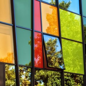 009_Триплекс с тонирующими пленками для фасадов зданий.