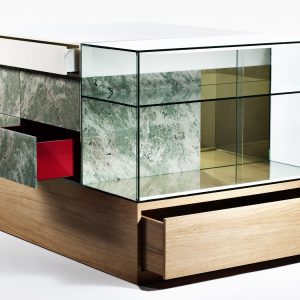 010_Полка для сувениров