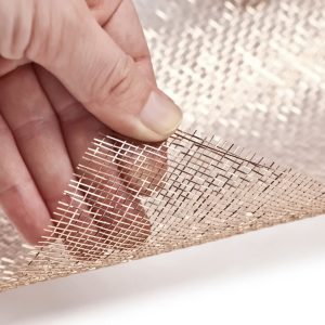 011_Декоративная встака в триплекс - сетка под золото