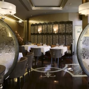 011_Зонирующие перегородки с пескоструйным рисунком