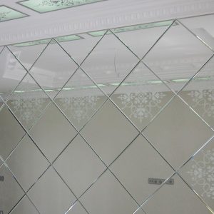020_Зеркальная плитка с пескоструйными узорами